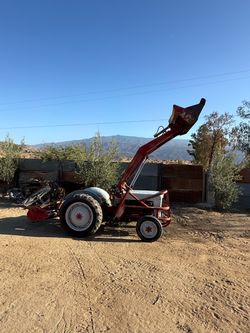 Ford 600 tractor