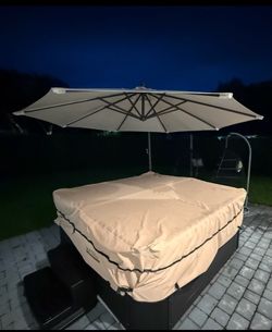 Umbrella for Hot Tub - CoverValet - Umbrella, CoverValet, Spaside w/Base, Cream - Umbrella size - 10' - Make Offer