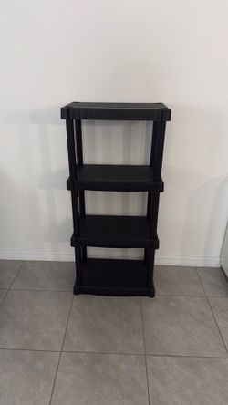 Plastic shelves organizer