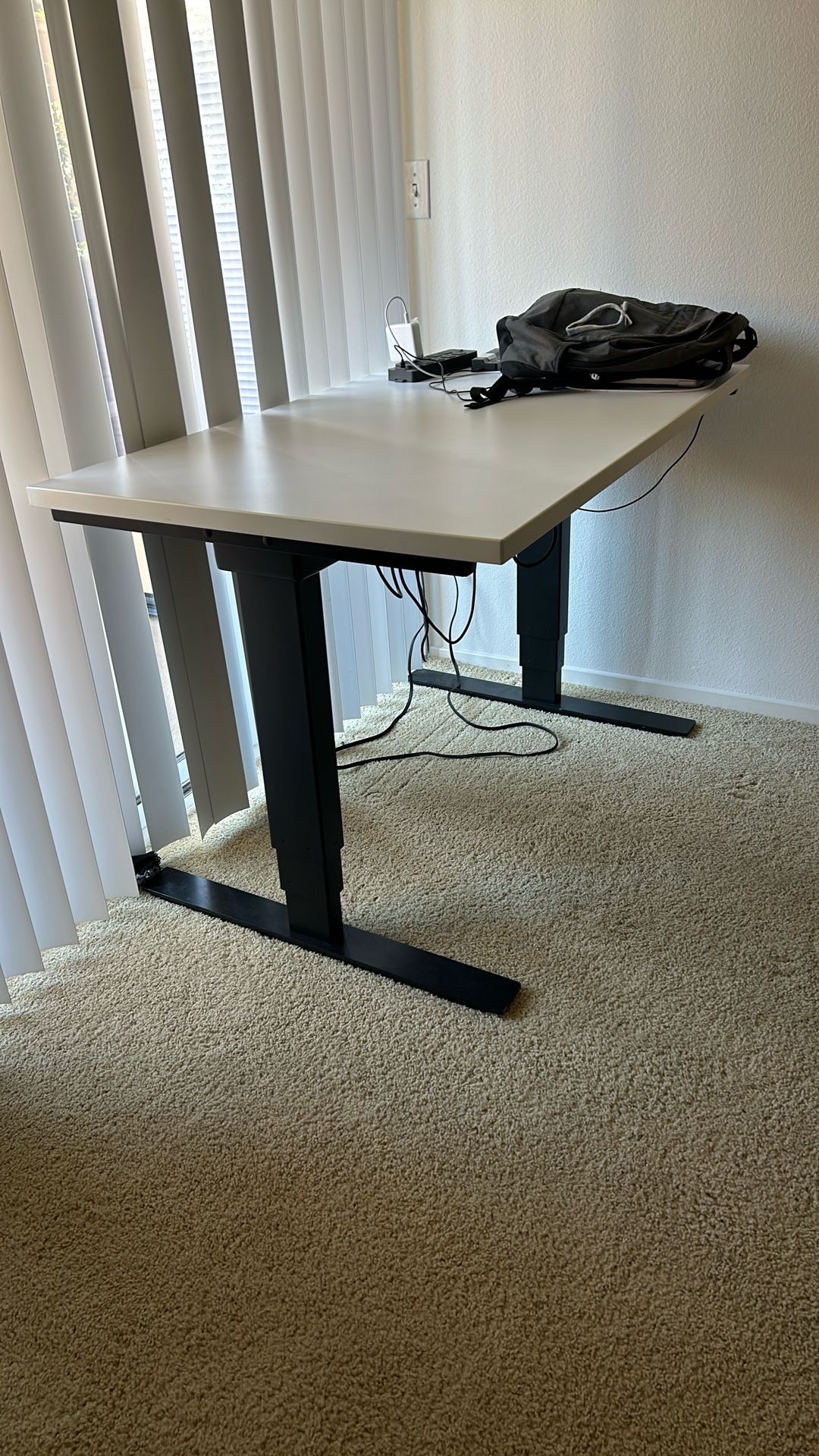 Desk | Standing | Height Adjustable