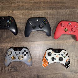 Xbox One Controllers