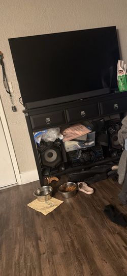 Entry table/desk