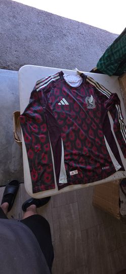 Mexico Talla S manga larga A Solo $30