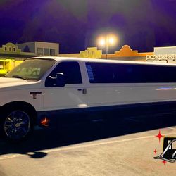 Limousine Ford Excursion