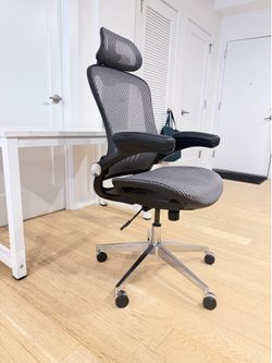 Amazing set office table and chair