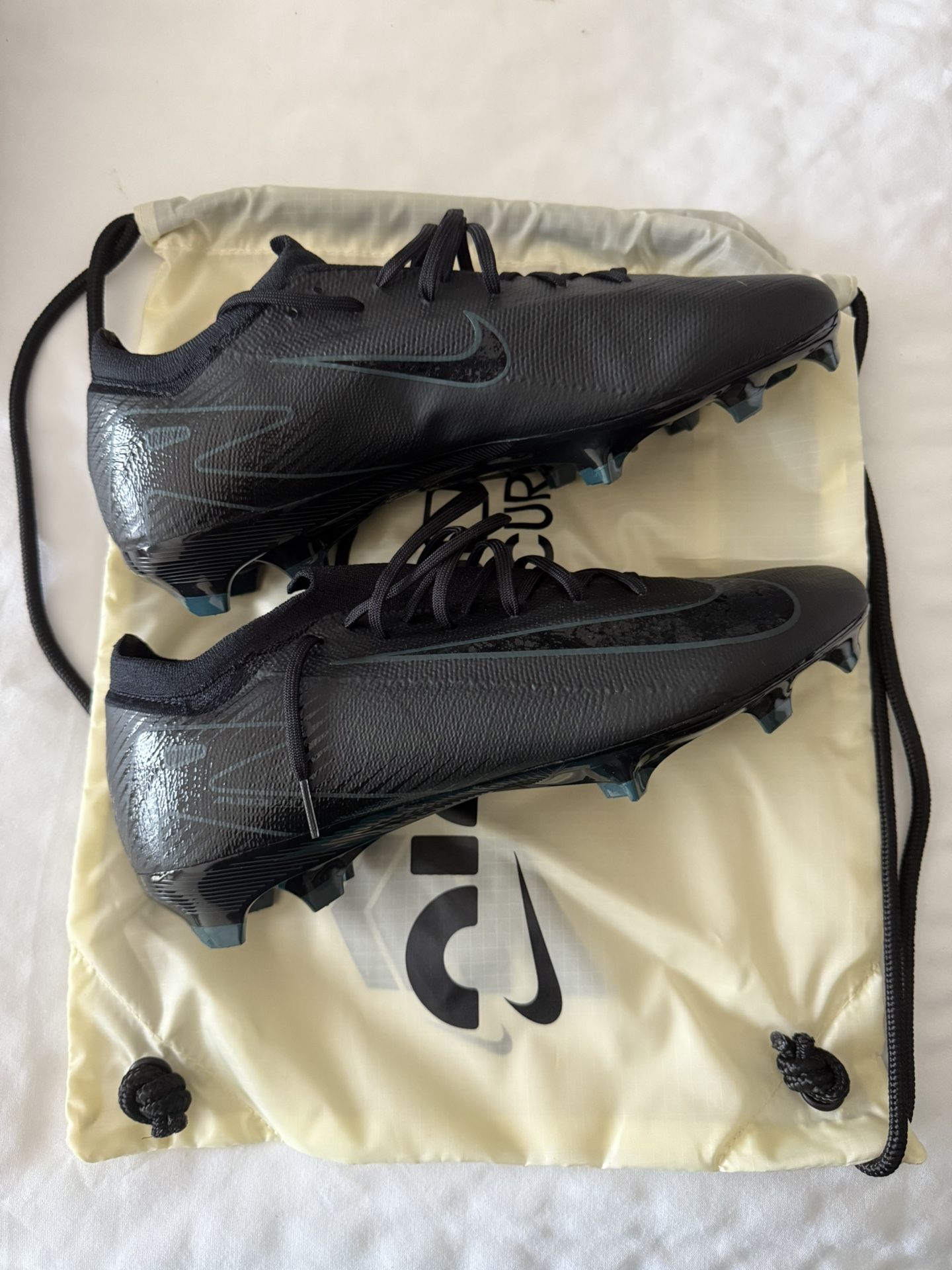 New Nike Air Zoom Vapor 10 Pro FG Soccer Cleats