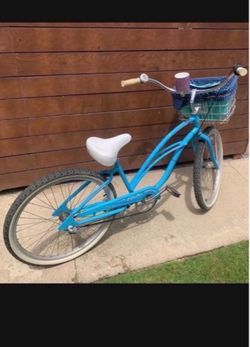 3 speed Electra beach cruiser