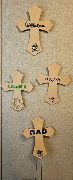 CROSS,WREATHS,FLOWERS WALL DECOR OR CEMETARY