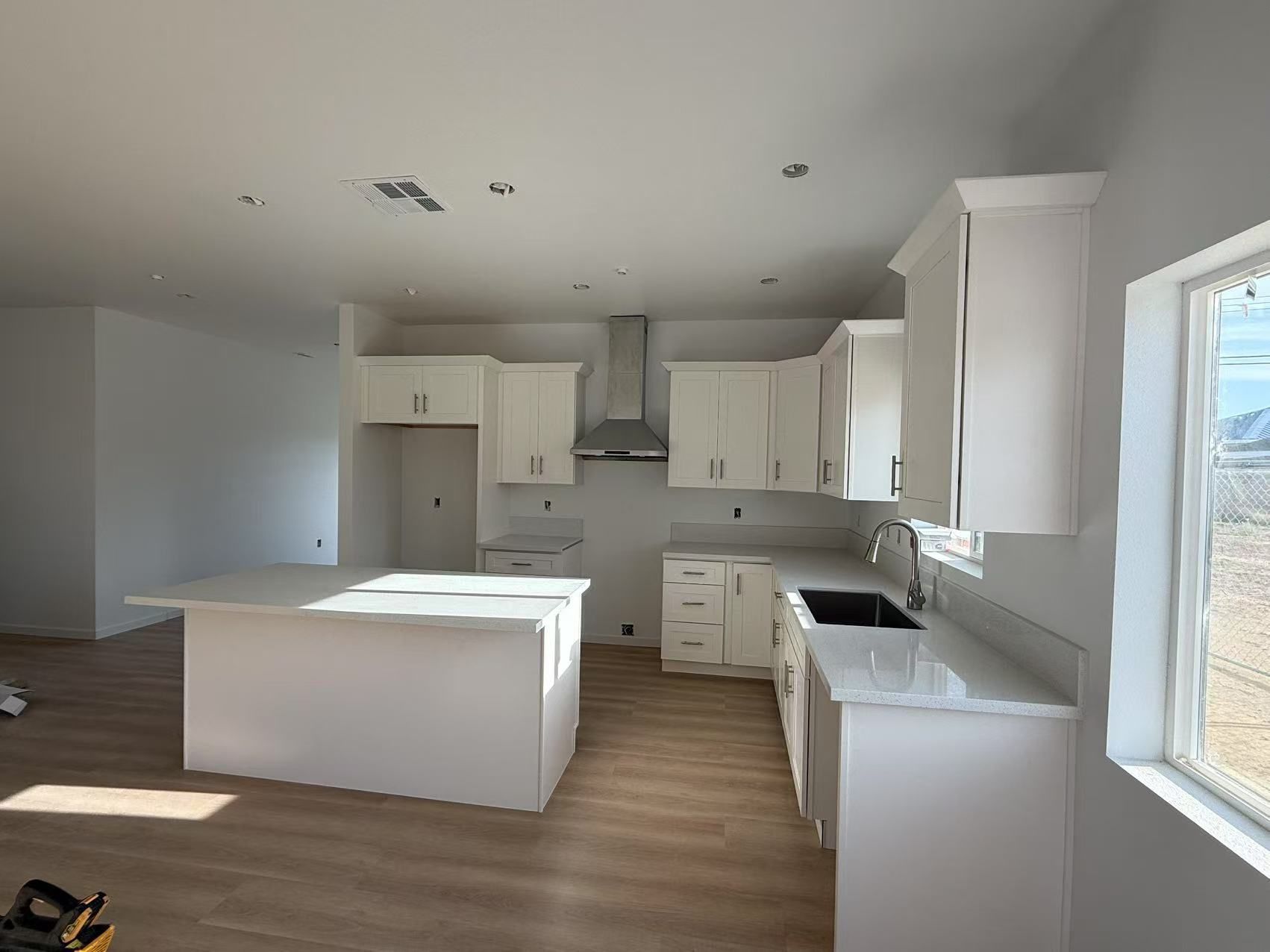 CABINETS, WHITE SHAKER AVAILABLE IMMEDIATELY!