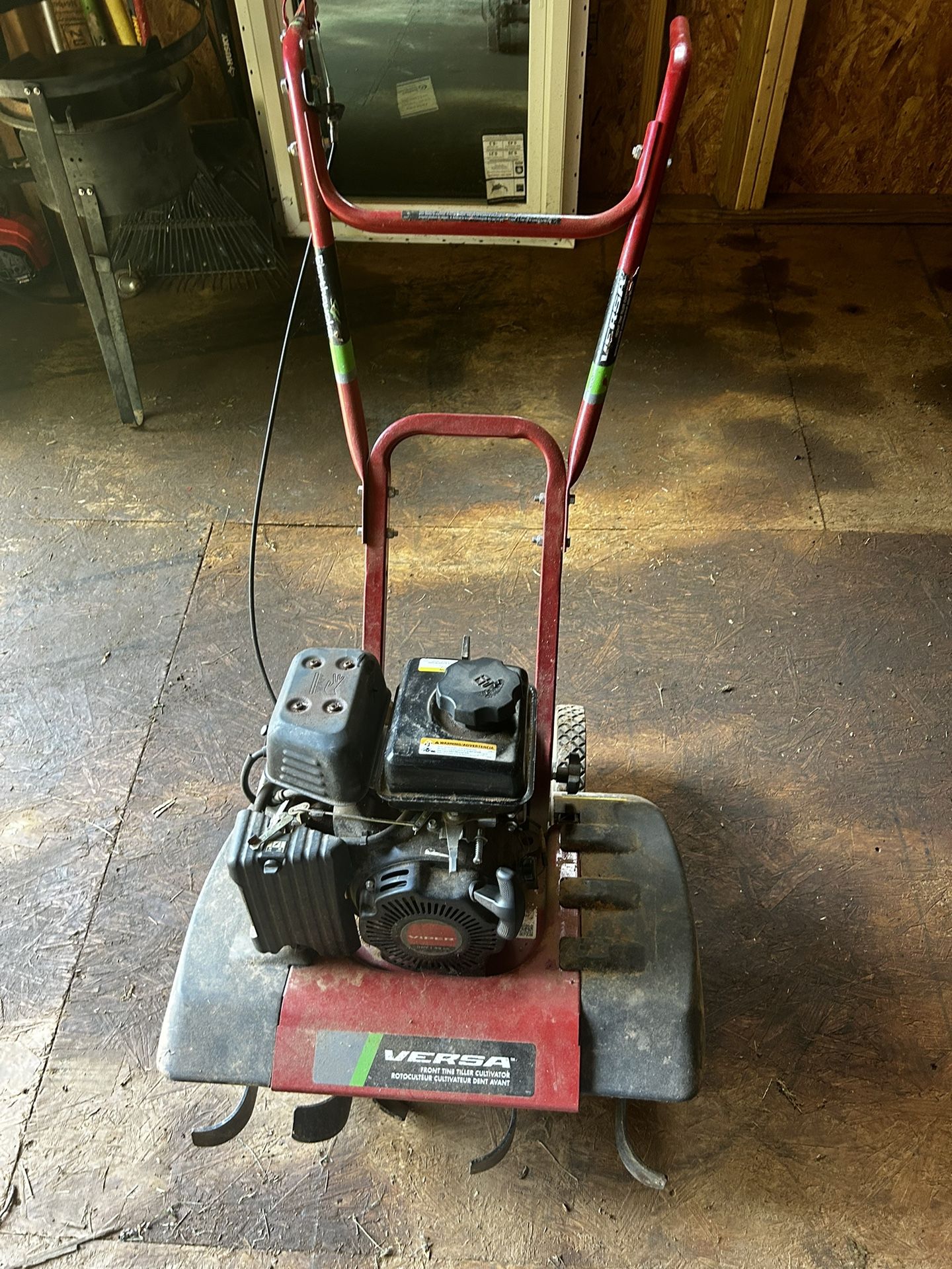 Earthquake Versa Tiller Viper
