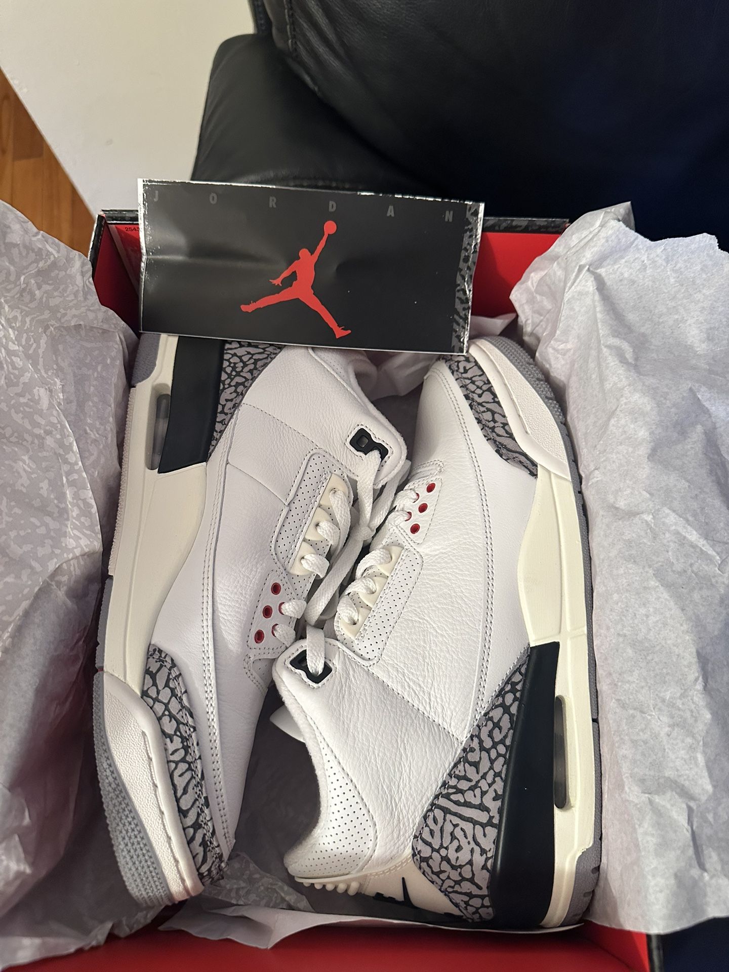 Jordan 3 Retro White Cement Reimagined Sz9.5 Like New!