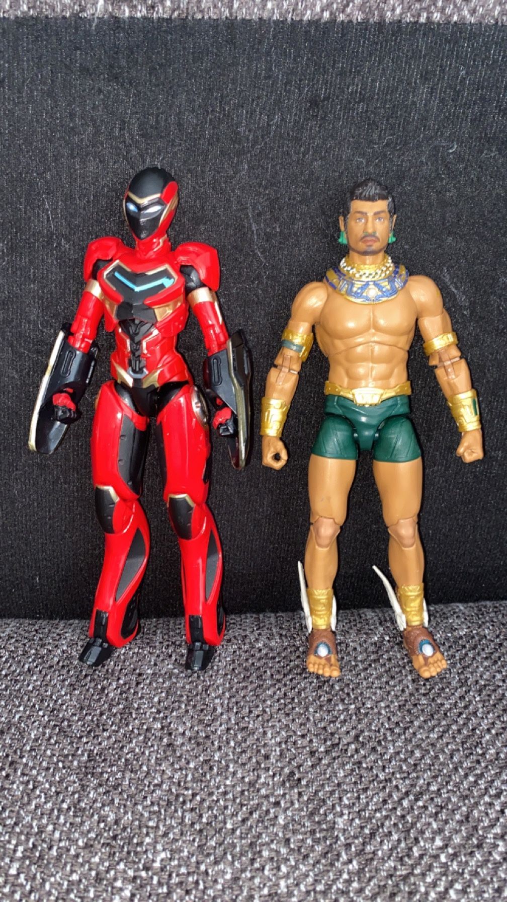 MARVEL LEGENDS ACTION FIGURES