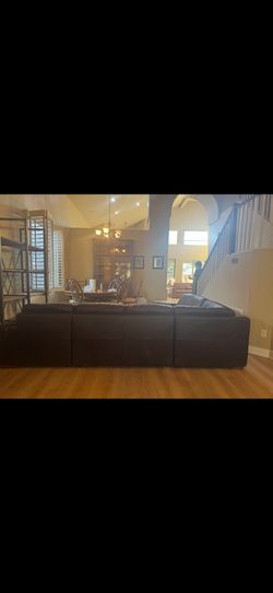 Copenhagen Sectional Couch