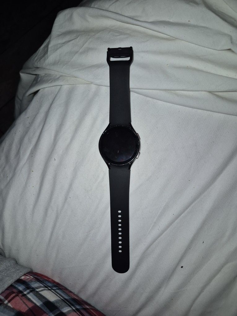 Samsung Galaxy Watch 4