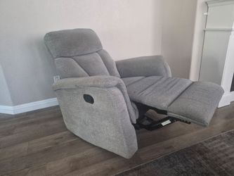 Like New Gray Fabric Manual Recliner Chair – Super Comfortable