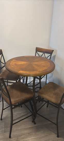 Dinning Room table