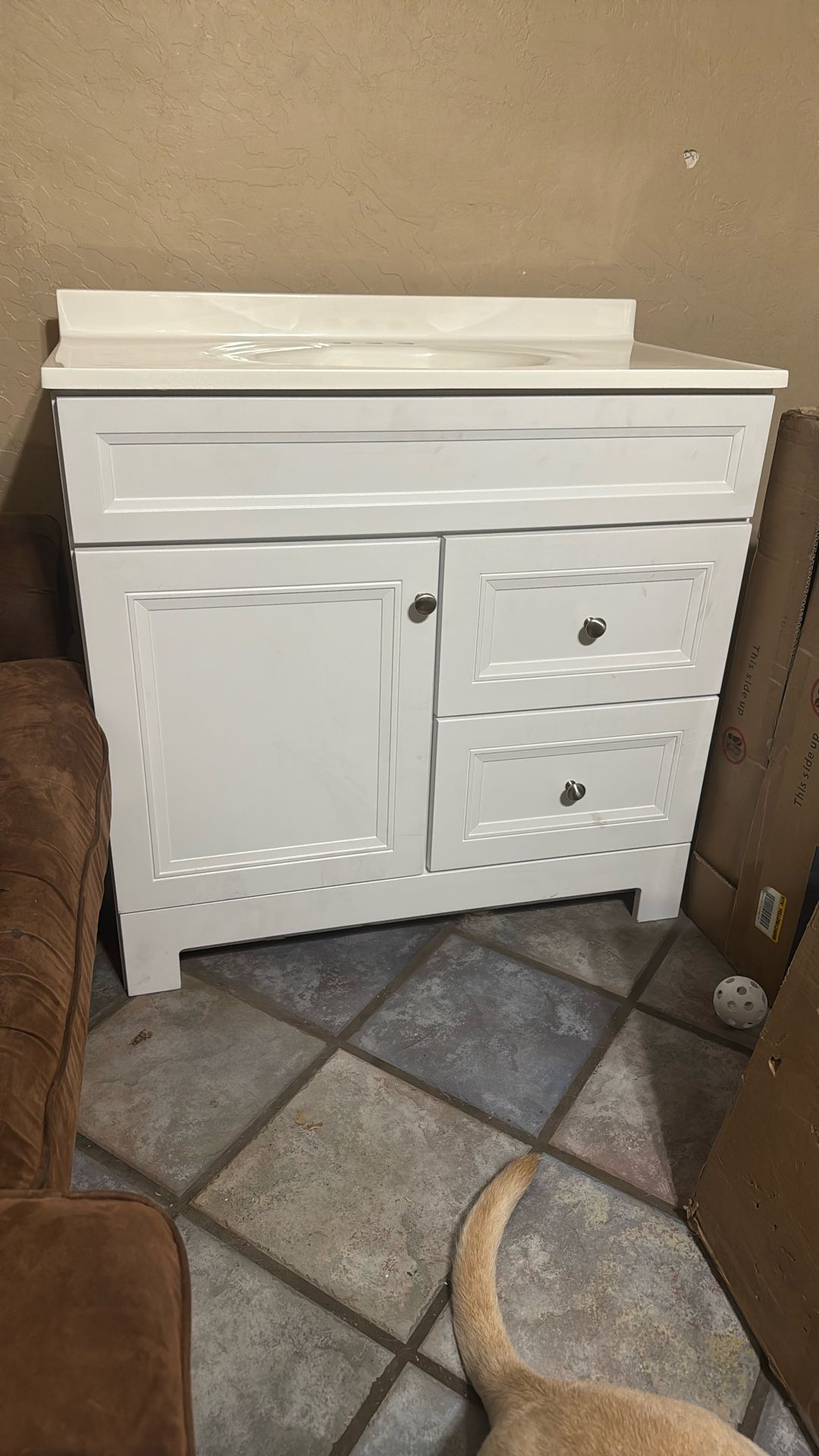 36x19 WHITE VANITY  W TOP NEW 