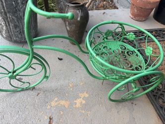 Vintage iron Tricycle Pot holder 