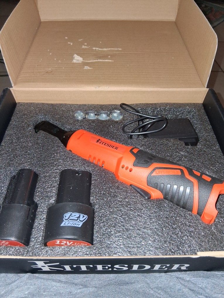 Battery Operated 3/8 Ratchet Wrench