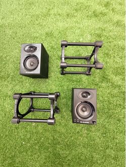 M Audio b3 graphite monitors + iso acoustic stands 155