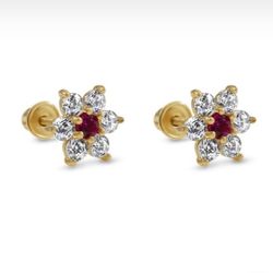 14k Pretty Gold Flower Earrings