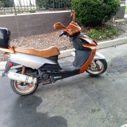 Vento Moped For Sale 800.00 Obo