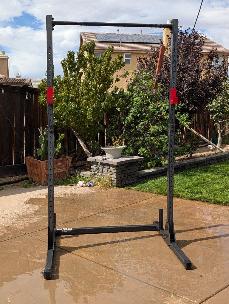 Pull Up Bar + Squat Rack 