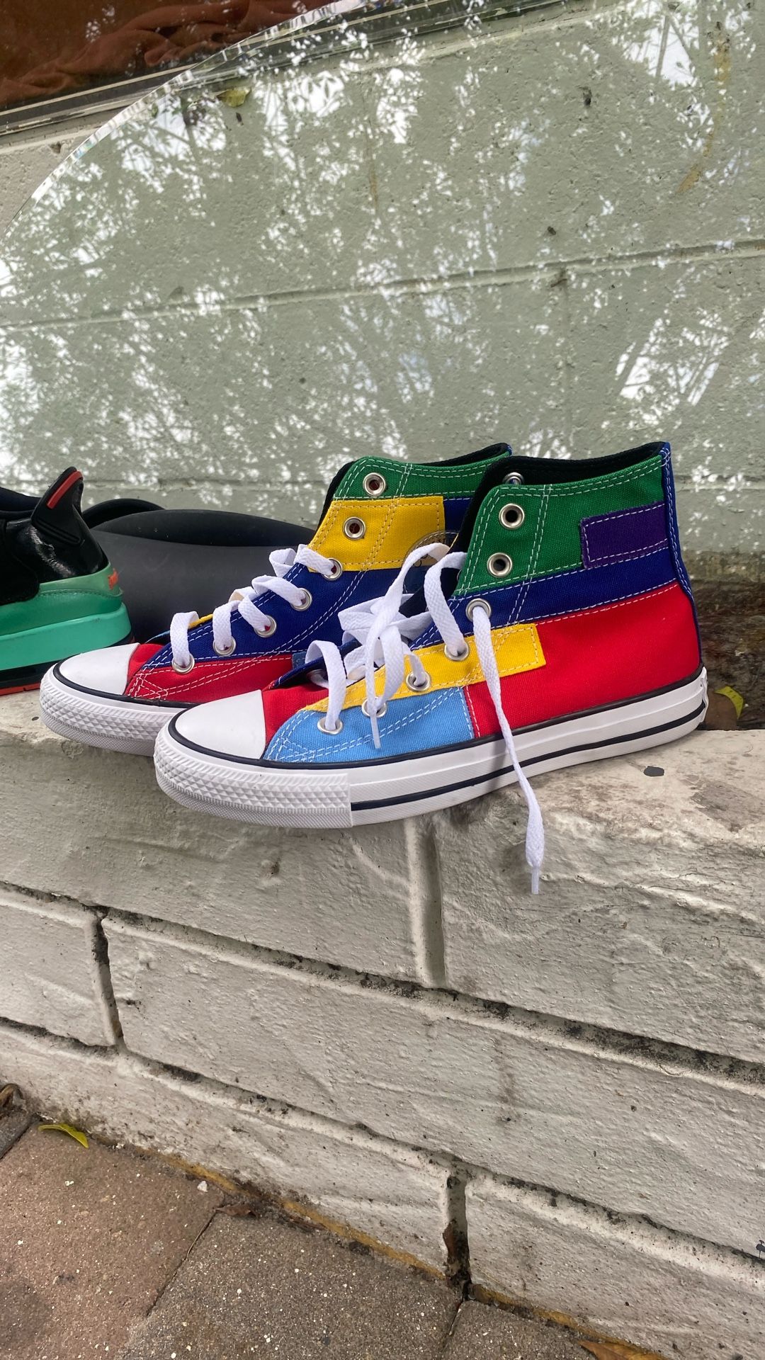 Converse