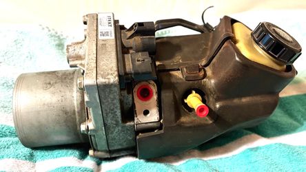 2015-2018 Nissan Altima S Genuine OEM Electric Power Steering Pump Assembly