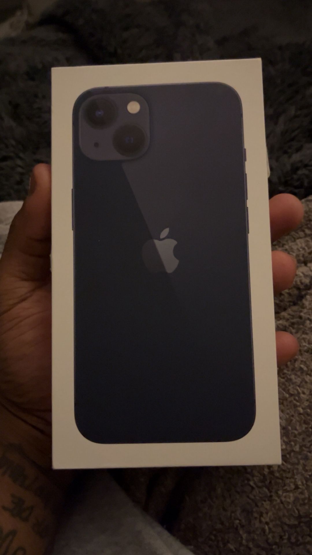 *BRAND NEW* iPhone 13  