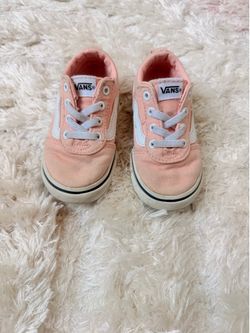 Toddler Gym Shoes (Vans)