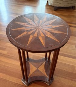Side table/coffee table