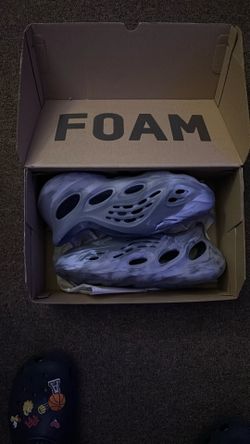 Yeezy foam runners