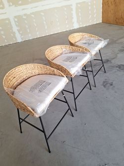 Outdoor Landis Wicker BarStools 🍸