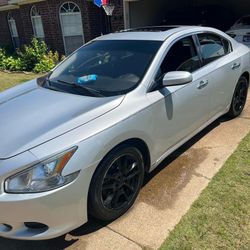 2014 Nissan Maxima