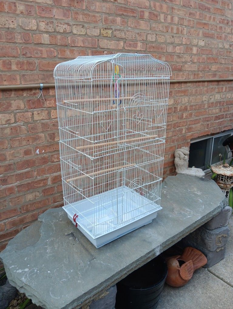 Brand New Metal Bird Cage With Accessories