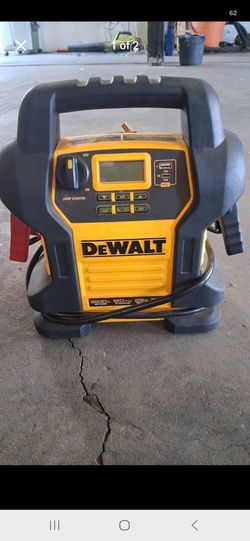 DEWALT 1600A Jump Starter with Air Compressor