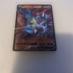 Pokémon Lucario V 146/264
