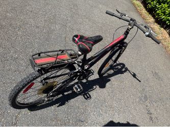 Red and black teen bike!!