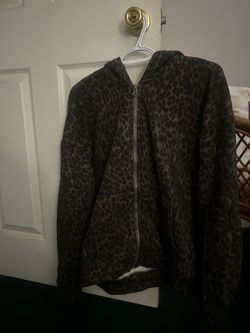 Hollister sweater