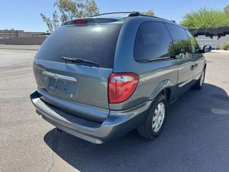 2007 Chrysler Town & Country