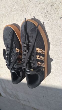 Adidas women’s VL  Court 3.0