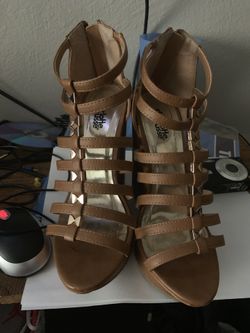 Charlotte Russe wedged