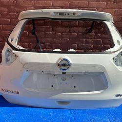 2014 - 2019 NISSAN ROGUE TAILGATE OEM USED