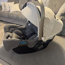 Nuna Car Seat 