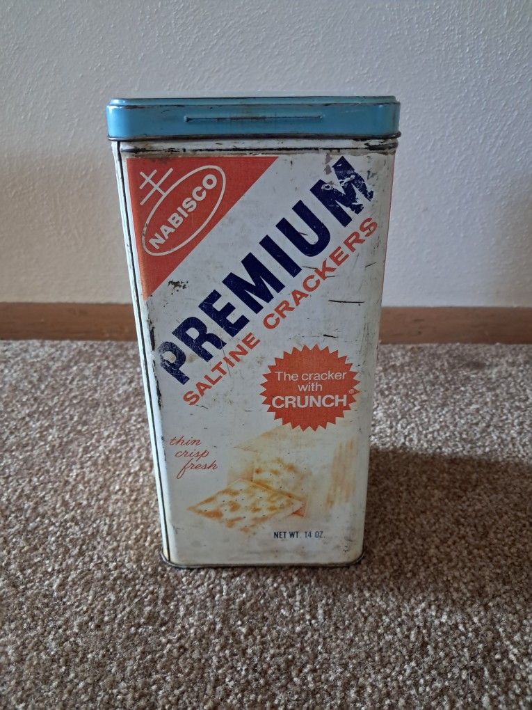 Nabisco Saltine Cracker Tin