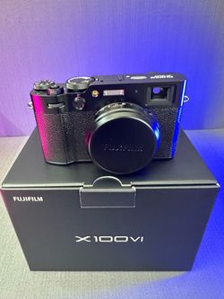 FUJIFILM X100VI Digital Camera (Black)