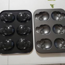 Nordicware Skull Cakelet Pan Set of 2 NEW