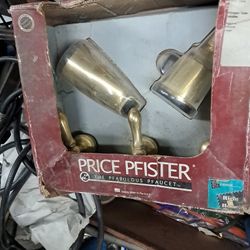 Price fister tub in shower set