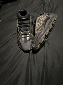 Yezzy 700 Clay Brown